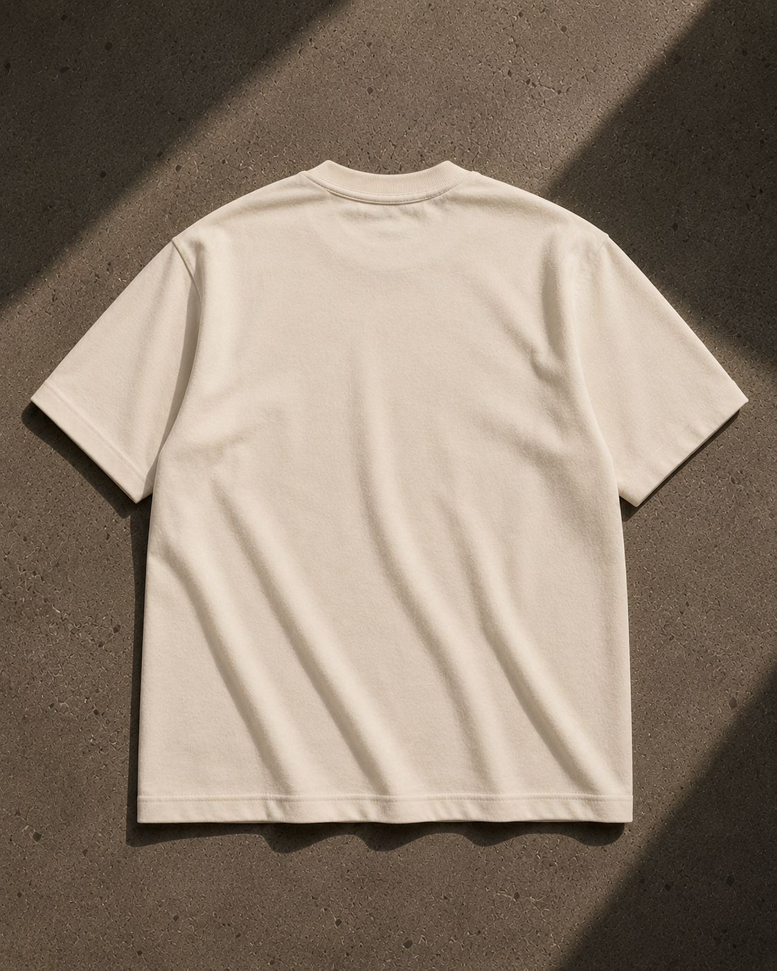 MONRELLI Essential Tee — Ecru