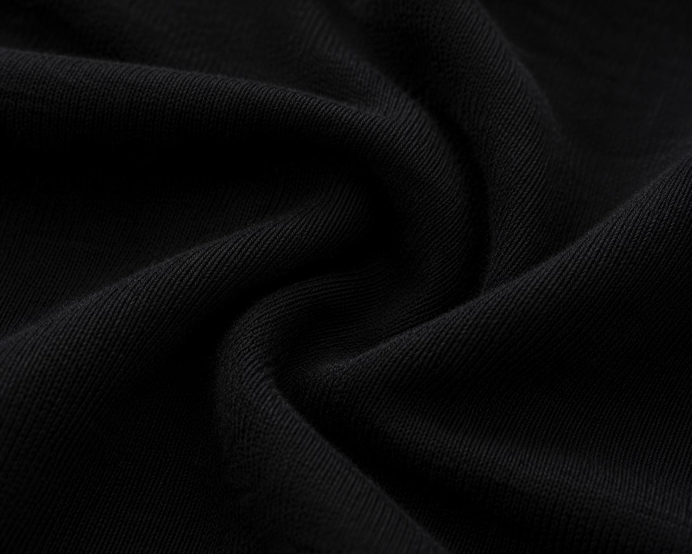 MONRELLI Essential Tee — Black